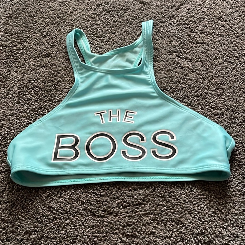 sports bra